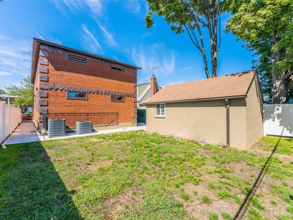 6431 138th Street, Flushing NY 11367