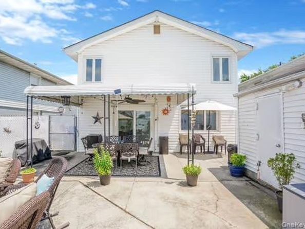 15844 79th Street, Howard Beach NY 11414