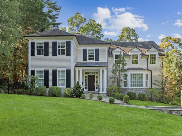 8 Horseguard Lane, Scarsdale NY 10583