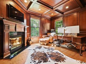 8 Horseguard Lane, Scarsdale NY 10583