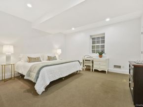 8 Horseguard Lane, Scarsdale NY 10583