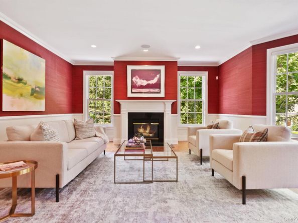 8 Horseguard Lane, Scarsdale NY 10583