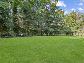 8 Horseguard Lane, Scarsdale NY 10583