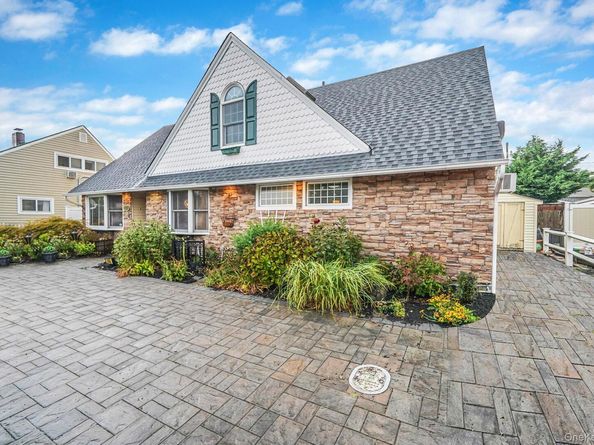 246 Blacksmith Road, Levittown NY 11756
