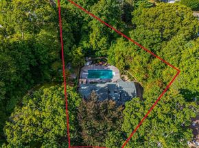 54A Upland, East Northport NY 11731