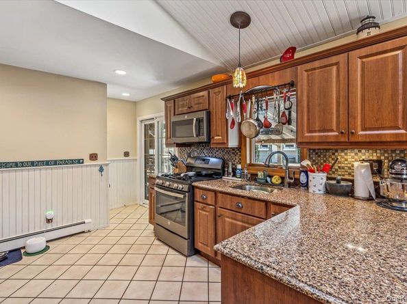 54A Upland, East Northport NY 11731