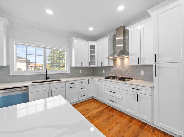 450 Morea Street, Oceanside NY 11572