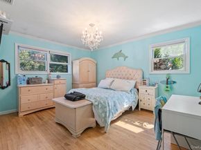 34 21st Street, Jericho NY 11753