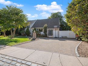 34 21st Street, Jericho NY 11753