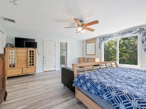 34 21st Street, Jericho NY 11753