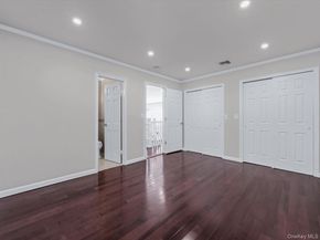 31 Annette Drive, Port Washington NY 11050