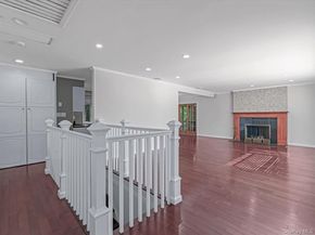 31 Annette Drive, Port Washington NY 11050