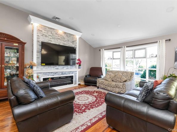 80 Rosalie Court, East Meadow NY 11554