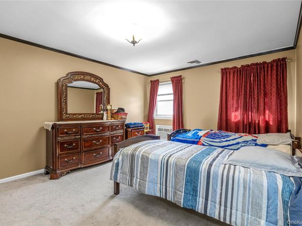 80 Rosalie Court, East Meadow NY 11554