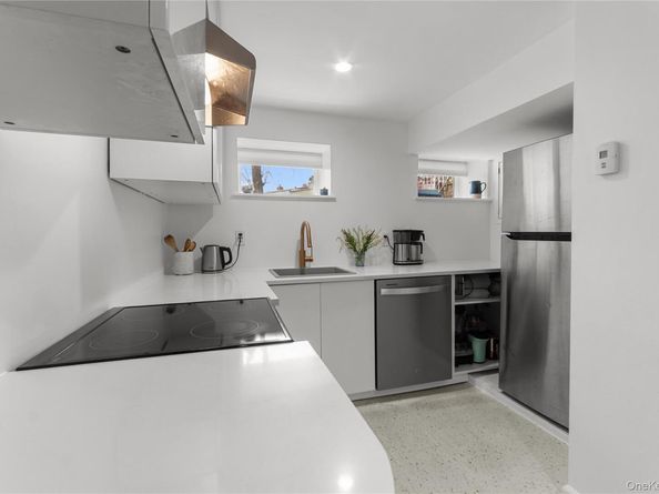 6143 55th Street, Maspeth NY 11378