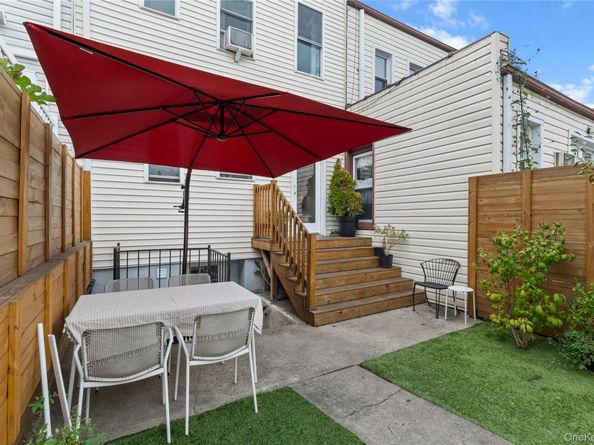 6143 55th Street, Maspeth NY 11378