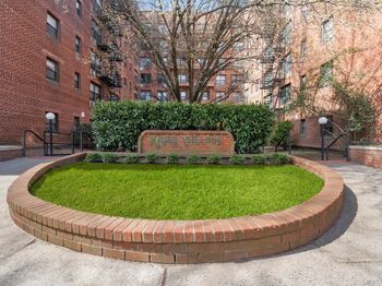 1275 E 51st Street