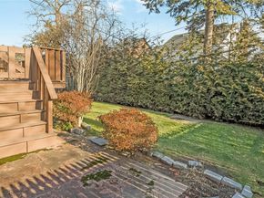 85-19 212th Street, Hollis Hills NY 11427