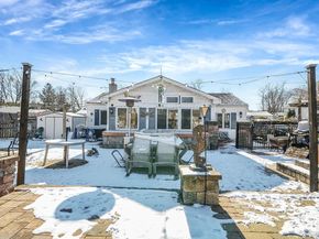 15 18th Avenue, Bay Shore NY 11706