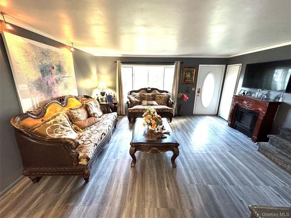 881 Union Street, Bohemia NY 11716