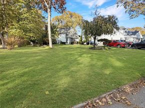 881 Union Street, Bohemia NY 11716