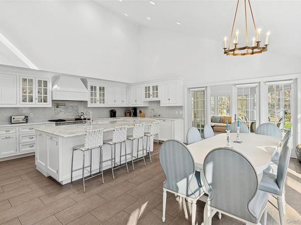 8 East Ridge Court, Westhampton NY 11977