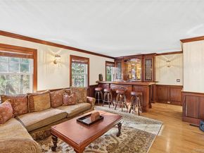 8 East Ridge Court, Westhampton NY 11977