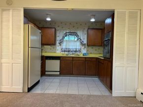 11 Westmoylan Lane, Coram NY 11727