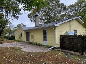 11 Westmoylan Lane, Coram NY 11727
