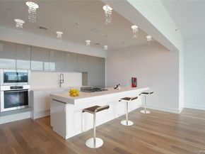 1 Renaissance Square PH40C, White Plains NY 10601