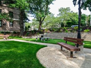 5 Terrace Circle 3A, Great Neck NY 11021