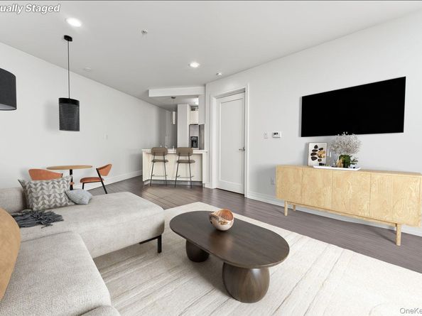 6405 Yellowstone Boulevard 414, Forest Hills NY 11375