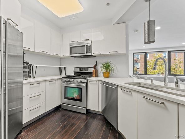 6405 Yellowstone Boulevard 414, Forest Hills NY 11375