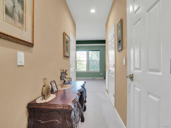 420 Stonecrop Road, Aquebogue NY 11901