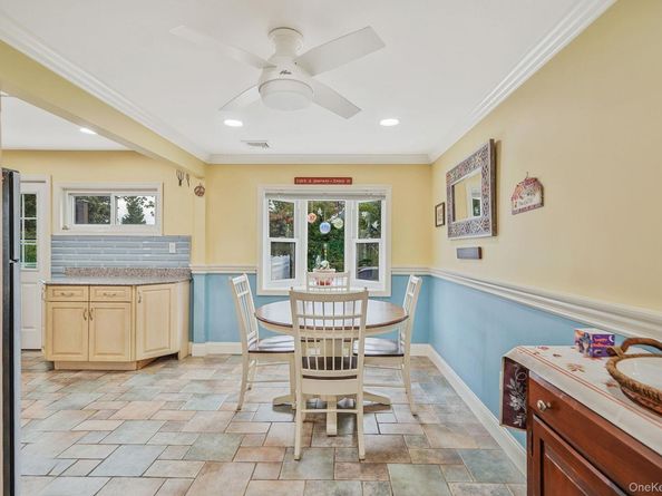 430 14th Street, West Babylon NY 11704