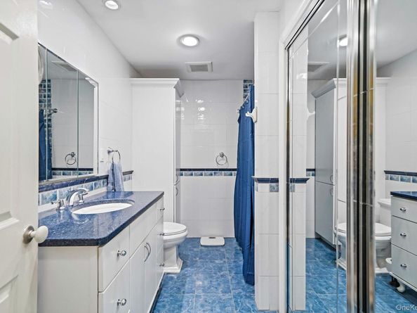 430 14th Street, West Babylon NY 11704