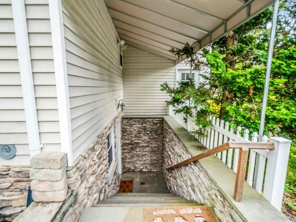 36 Vanderbilt Avenue, Saint James NY 11780