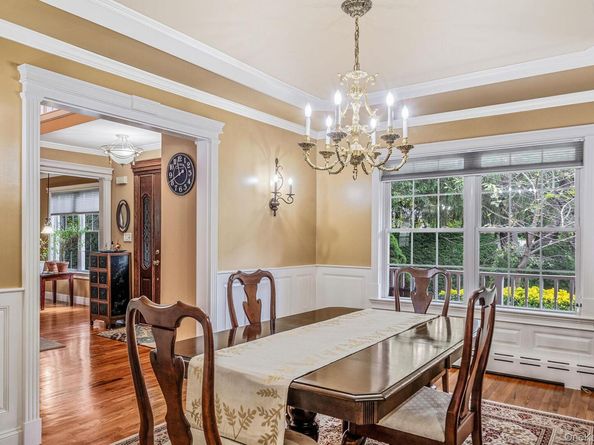 36 Vanderbilt Avenue, Saint James NY 11780