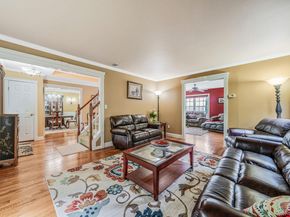 36 Vanderbilt Avenue, Saint James NY 11780