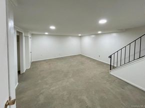 200 Hilton Avenue 66, Hempstead NY 11550