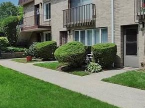 200 Hilton Avenue 66, Hempstead NY 11550