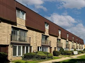 200 Hilton Avenue 66, Hempstead NY 11550