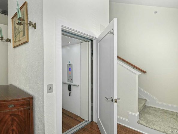 123 Emanuel Way, East Meadow NY 11554