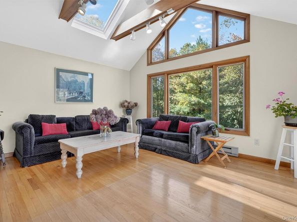 24 Beverly Road, Mount Kisco NY 10549