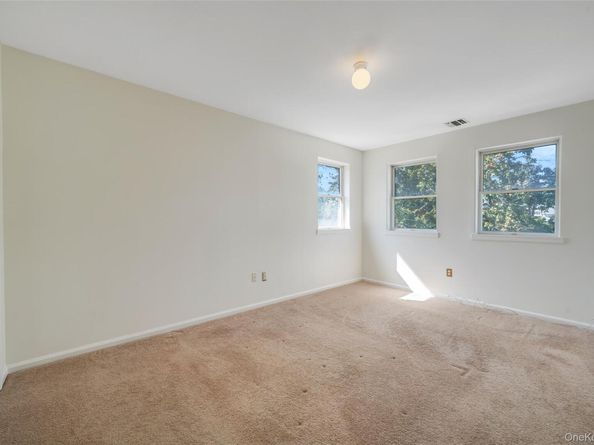 183 Atlantic Avenue 2, Lynbrook NY 11563