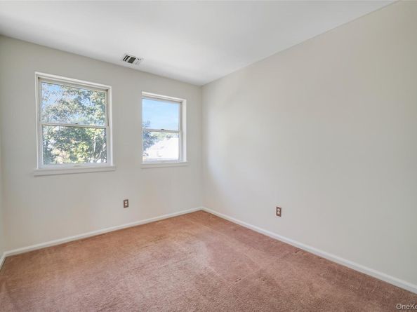 183 Atlantic Avenue 2, Lynbrook NY 11563