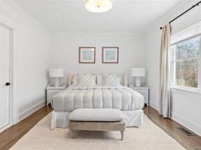 1106 N Sea Road, Southampton NY 11968