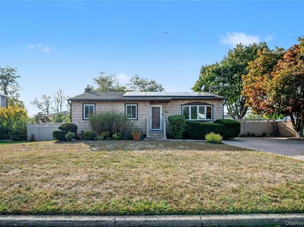 14 Campbell Street, Amityville NY 11701