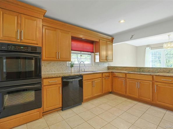 2887 Old Yorktown Road, Yorktown Heights NY 10598