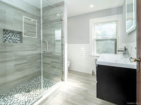 16 Avenue A, Port Washington NY 11050